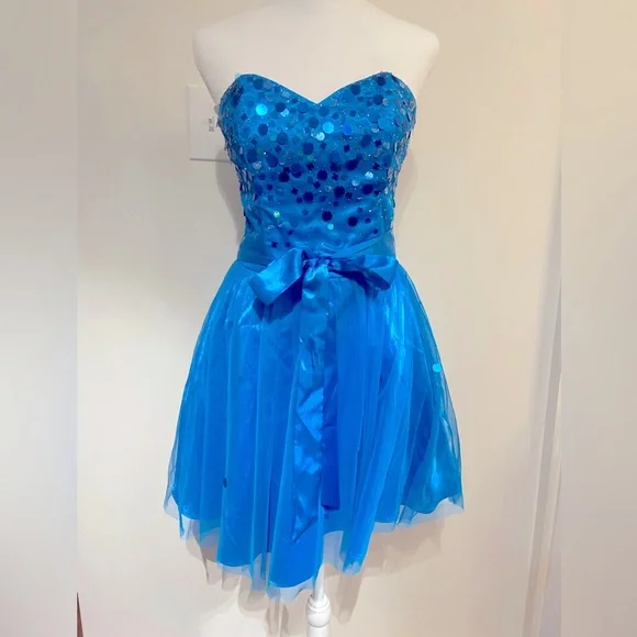 Masquerade | Dresses | Masquerade Sequin Mini Dress | Poshmark